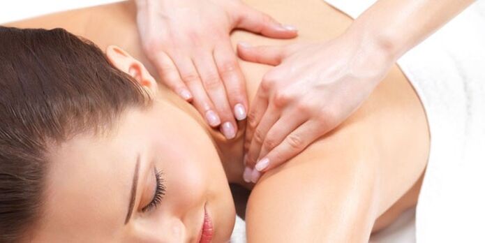 masaxe para osteocondrose torácica